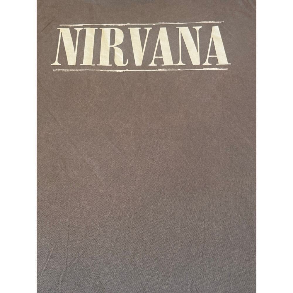Nirvana Brown Short Sleeve Grunge Band T-Shirt Smiley Face on Back Size XL - Picture 4 of 7